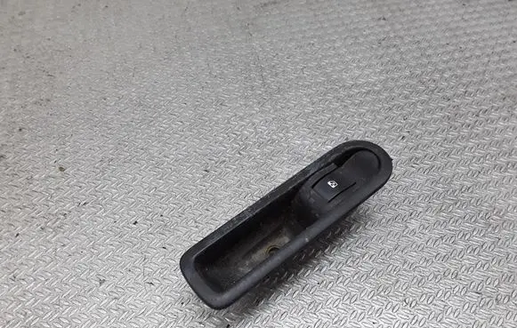 Renault Scenic II - Grand scenic II Electric window control switch 156013870