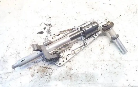 Mercedes-Benz E W212 Steering wheel axle a2184600016 204462206