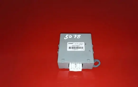 Citroen C-Crosser Other control units/modules 8631A417 G170100270 37AK0F6I