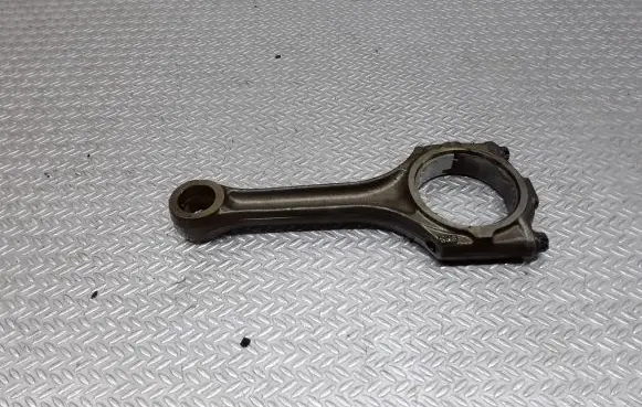 Audi A6 S6 C5 4B Connecting rod/conrod 
