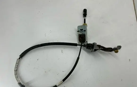 Jeep Compass Gear shift cable linkage 68260500AC P68260500AC 68308768AA