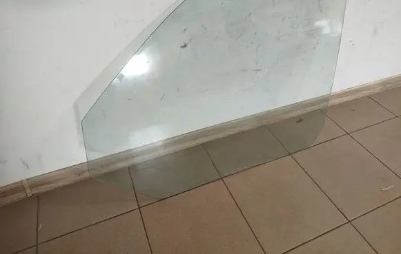 Front door window glass four-door
