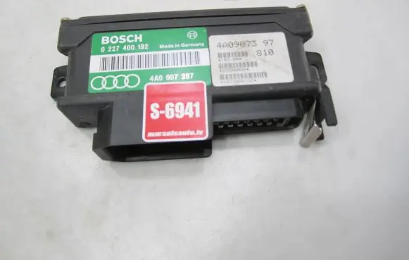 Audi 100 S4 C4 Combustion control unit/module 4A0907397 0227400192