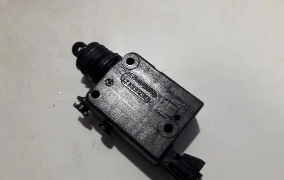 Central locking motor