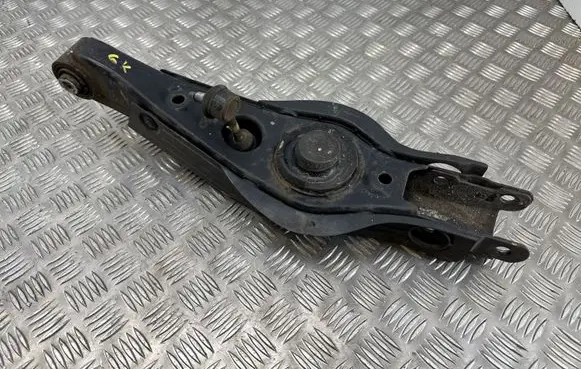 KIA Sorento Rear upper control arm/wishbone 