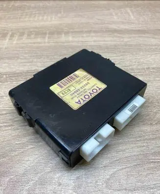 Lexus RX 330 - 350 - 400H Door control unit/module 8922248040 41481410250