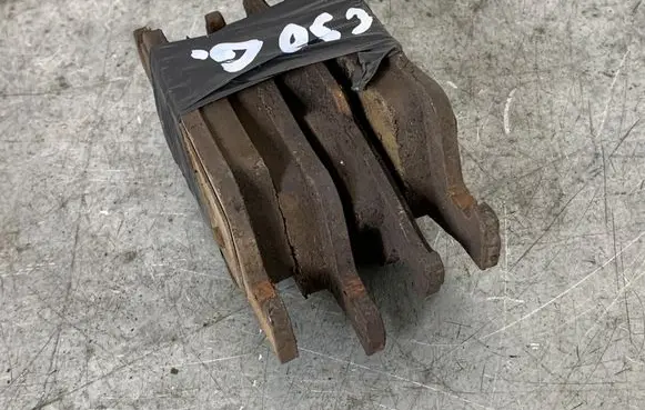 Volvo C30 Brake pads (rear) 