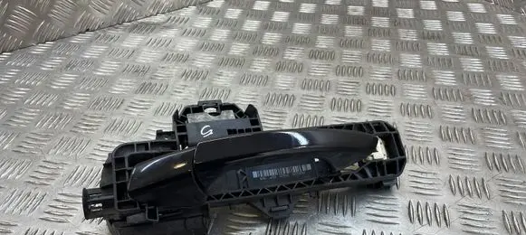 Mercedes-Benz C W204 Front door exterior handle A2047600734