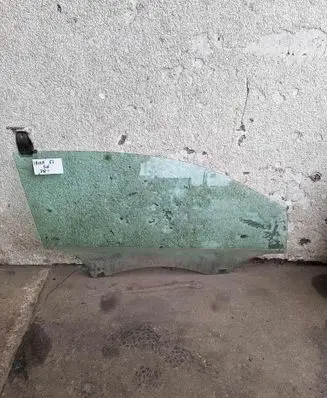 Seat Ibiza IV (6J,6P) Front door window/glass (coupe) 647000867
