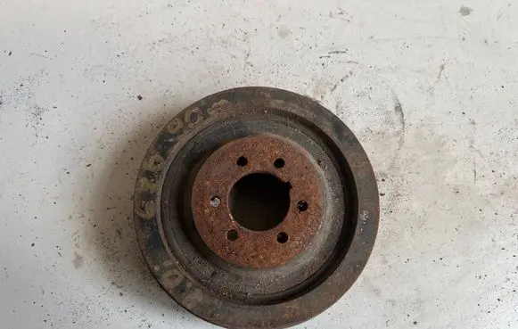 Mazda 626 Crankshaft pulley