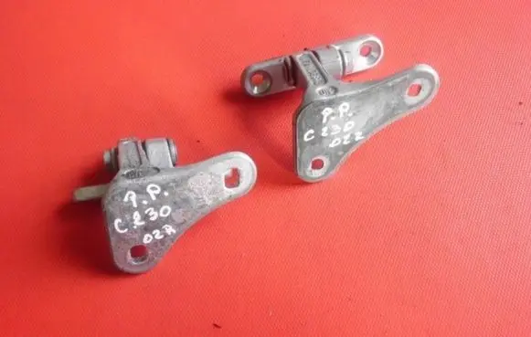 Mercedes-Benz C W203 Front door hinges set 