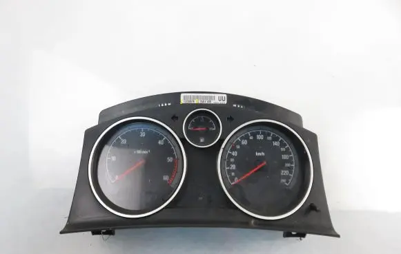 Opel Zafira B Speedometer (instrument cluster) 13230576