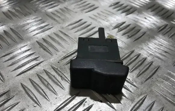 Windscreen/window heater switch