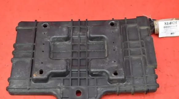 Battery box tray
