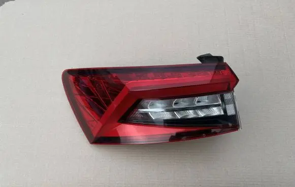Skoda Kodiaq Rear/tail lights 565945207A L90117258 02102S10120