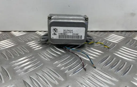 BMW 3 E46 ESP acceleration yaw rate sensor 6764018