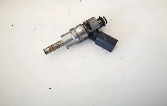 Audi A6 S6 C6 4F Fuel injector 06d133036d 0261500039