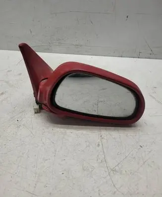 Mazda 626 Front door electric wing mirror E13010519