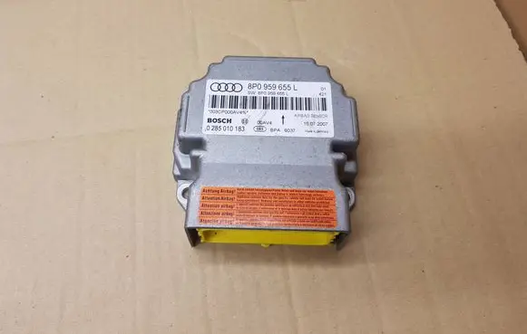Audi A3 S3 A3 Sportback 8P Airbag control unit/module 8P0959655L 0285010183