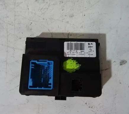 Peugeot 308 Engine control unit/module 9678007680
