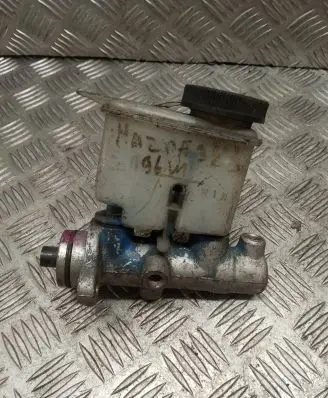 Mazda 323 F Master brake cylinder