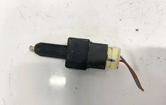 Mitsubishi Outlander Brake pedal sensor switch 2431t35 243-1t35