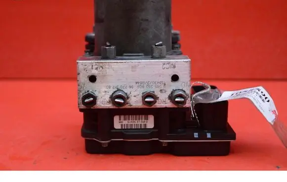 Peugeot 508 RXH ABS Pump 9677031780