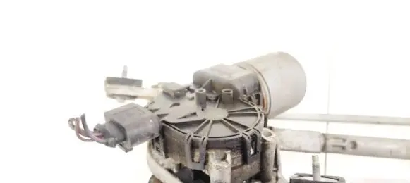 Ford Mondeo MK IV Wiper motor 7S7117508AA 0390241633