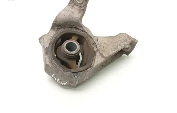 Engine mount bracket