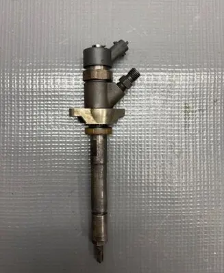 Volvo V50 Fuel injector 328480