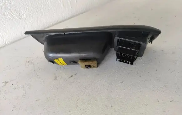 Renault Scenic I Electric window control switch 7700431172