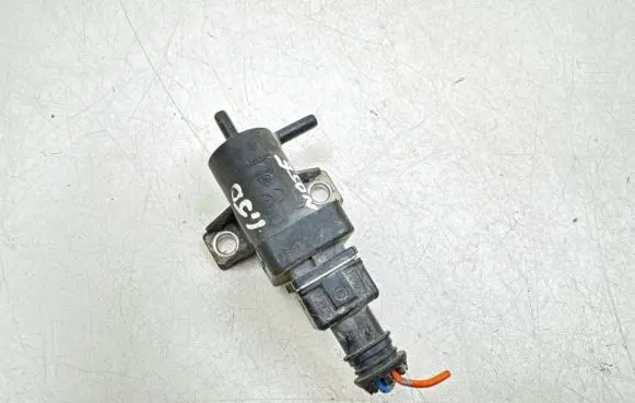 Nissan Note (E11) Turbo solenoid valve 8200762162