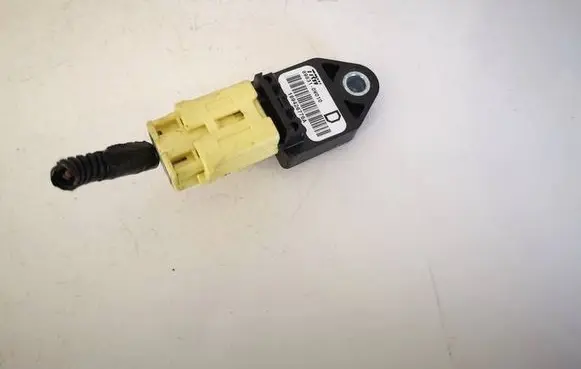 Toyota Corolla Verso AR10 Airbag deployment crash/impact sensor 898310W010