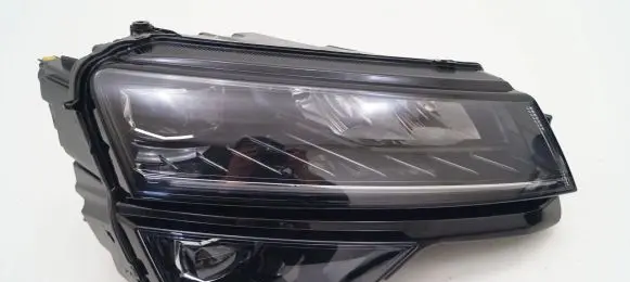 Skoda Karoq Headlight/headlamp