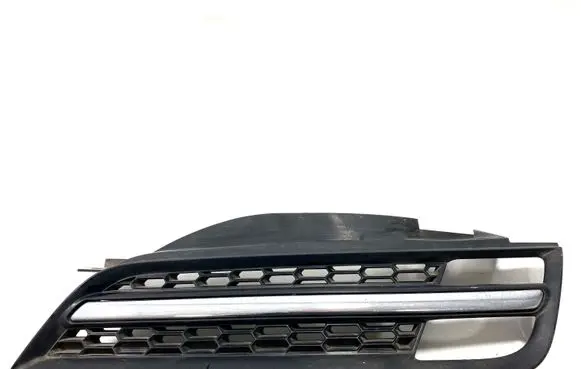 Nissan Micra Front fog light trim/grill 62330BC400