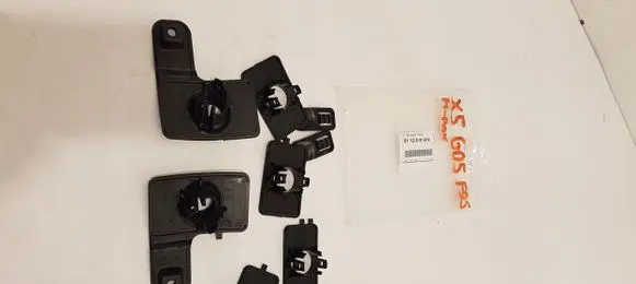 BMW X5 G05 Front bumper mounting bracket 8081618