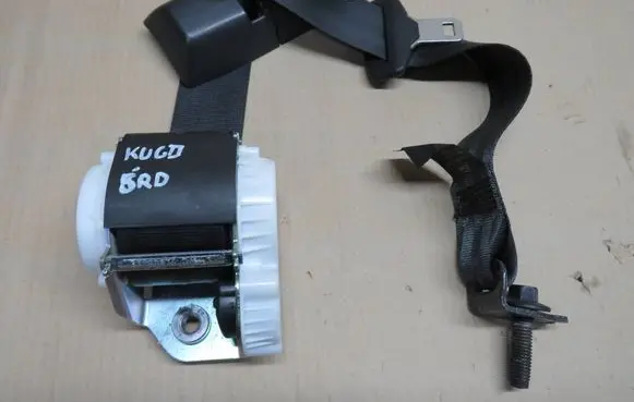 Ford Kuga II Middle seatbelt (rear) 34139569B JX333344