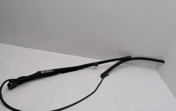 Volvo XC60 Front wiper blade arm 31440421 97036203