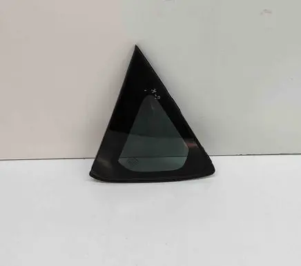 Toyota Auris E180 Rear side window 43R006723 6272002120