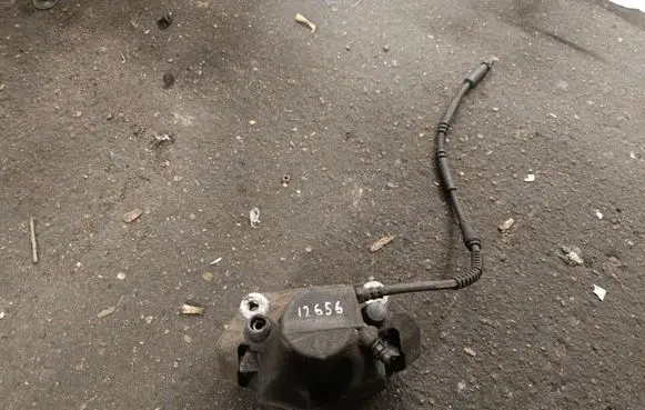 BMW X5 E70 Front brake caliper