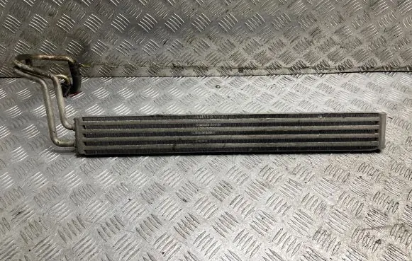 Volkswagen Touareg I Power steering radiator 7L6422885