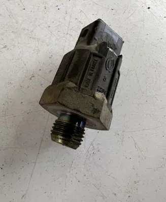 Dacia Logan I Detonation knock sensor 7700732262