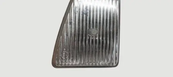 Volkswagen PASSAT B2 Front fog light 8369R19 301-125515 HELLA