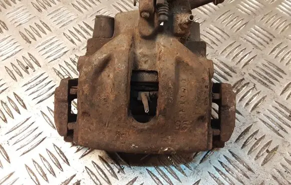 Volkswagen II LT Front brake caliper