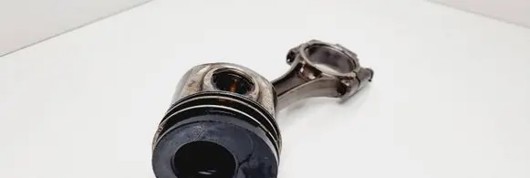 Ford Galaxy Piston with connecting rod
