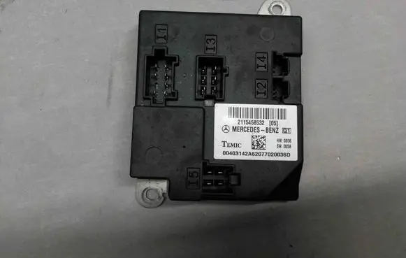 Mercedes-Benz E W211 Other devices A2115458532