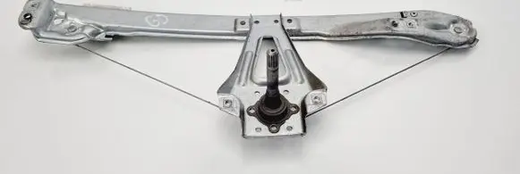 Renault Clio III Rear door manual window regulator 8200291155B