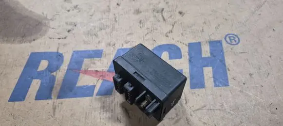 Alfa Romeo 159 Glow plug pre-heat relay 55193073 38430003