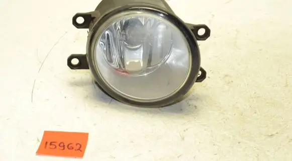 Toyota RAV 4 (XA30) Front fog light 812100D040 89204022