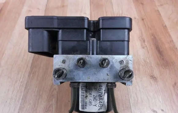 Mitsubishi Lancer X ABS Pump 4670A461